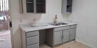 Three-bedroom apartment awaits for you in Avenal - Schedule your tour now! Gallery 1