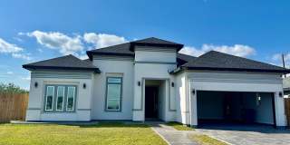7005 HELICONIA DR Gallery 1