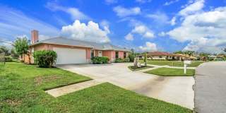 1334 N Mangonia Drive Gallery 1