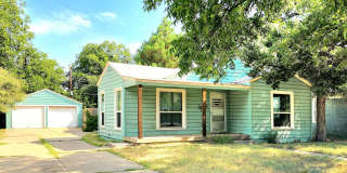 3/1.5/2 DETACHED GARAGE - GREAT HOME IN TECH TERRACE Gallery 1