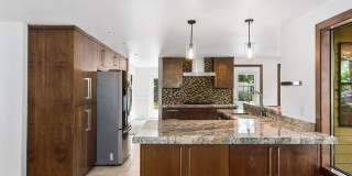 Spacious home in Lakemont Neighborhood! Gallery 4