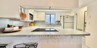 8758 S Oakwood Park Circle Gallery 5