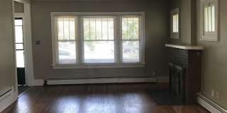 STUDENTS WELCOME! 5 Bed / 2 Bath Home - Walking Distance to CSU Gallery 15