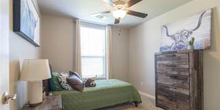 LUXURY 3 Bedroom 2 Bathroom Home in Piedmont Schools w/Storm Shelter- Neighborhood Pool and Park Gallery 26