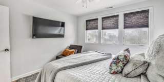 110 Grenelle Street Gallery 40