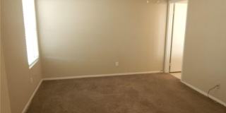 525 Dutchman Avenue Gallery 11
