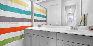 1052 SW 113th Way Gallery 31