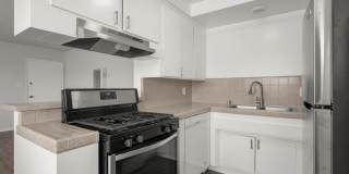 814 Victor Ave Gallery 7