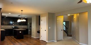 Updated 4 Bed 3 Bath Home In Fairview Heights! Gallery 6