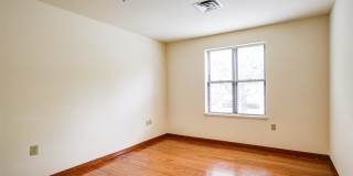 Lake Oaks Apartments Gallery 13