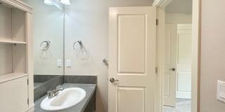 Stunning 2 Bed, 2.5 Bath Craftsman Townhome with Community Amenities! Gallery 37