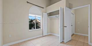 704 SE 14th Pl Gallery 23