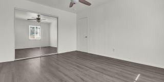 1166 E 43rd Pl Gallery 4