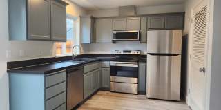 3 Bedroom Campus Duplex! Gallery 1