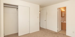 Colonial Club Gallery 19