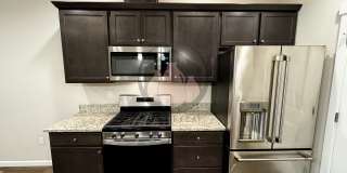 Adorable Dallas Townhome - Available Now!!! Gallery 8