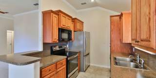 3/2/2 near Golf Course! Gallery 24
