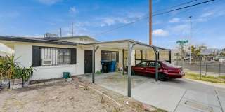 Single Story 4 bedroom home! Gallery 3