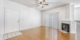 Adorable 1st Floor Condo In Gated Community! Gallery 4