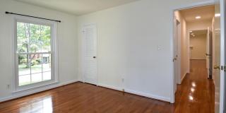 7513 SEBAGO Road Gallery 21