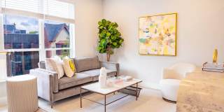 8th and High Columbus Gallery 19