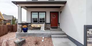 Exquisite 2-Story Home: Luxury Living in Tranquil Cul-de-Sac Setting!! Gallery 6