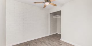 1321 N 48th Place Gallery 9