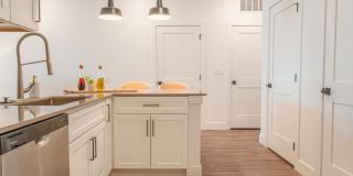 Maverick Modern Apartments Gallery 18