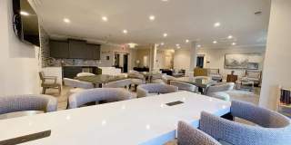 Luxurious Fairfax City 2 bed Condo Luxurious Fairfax City 2 bed Condo Gallery 3