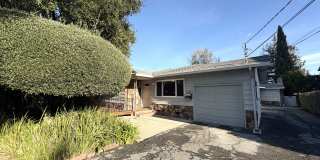 Charming 2-Bedroom Duplex Unit in Redwood City – Prime Location! Gallery 1