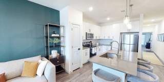 Garrett Uptown Gallery 24