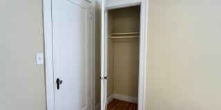 Flanders Apartments Gallery 18