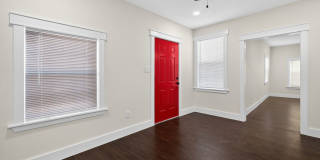 Charming 2BR House in San Antonio Gallery 15