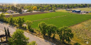 320 ARBOLES Drive Gallery 3