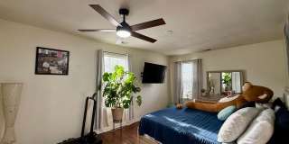 Beutifully updated 4 bed 2.5 bath home with large yard! Gallery 19