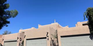 CHARMING TOWNHOUSE NEAR OLD TOWN!!! Gallery 1