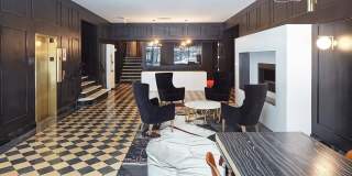 Ambassador Gallery 20