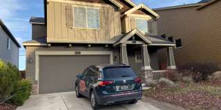 Light & bright home in Sun Meadow! Light & bright home in Sun Meadow! Gallery 1