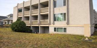 508/512 E Mission Ave Gallery 1