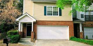 2581 Laurel Circle Gallery 1