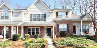 Charming 2 Bedroom Townhome in Chelsea Commons Gallery 1