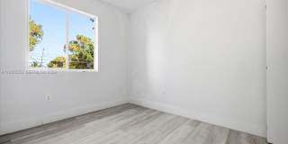 1126 NW 28 Gallery 17
