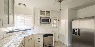 Charming 2-Bedroom Retreat in La Crescenta – Available Now! Gallery 7
