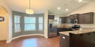 Beautiful 3 Bed/2 Bath Home Gallery 4