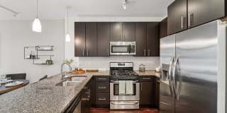 1717 Evanston Gallery 4