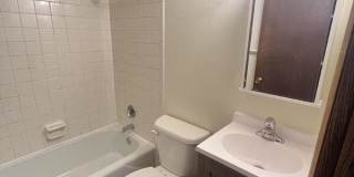 714 N Oak Gallery 6