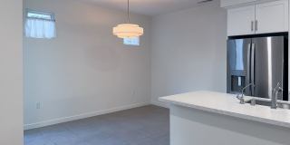 1568 E Thompson | Spanish Townhome Midtown Ventura | 4BD/3BA Unfurnished Gallery 10