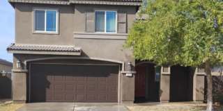 Charming 2 Story Home Featuring 4 beds/2.5 baths Available for Rent! Gallery 1