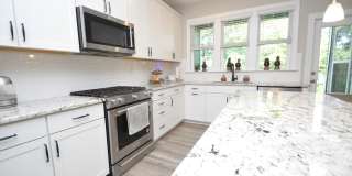 1004 Pyrenees Way Gallery 13