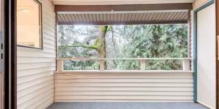 Awesome Juanita Condo for Lease Gallery 16